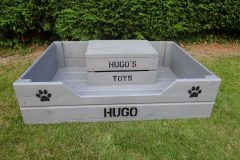 Large-Dog-Bed-Hugo