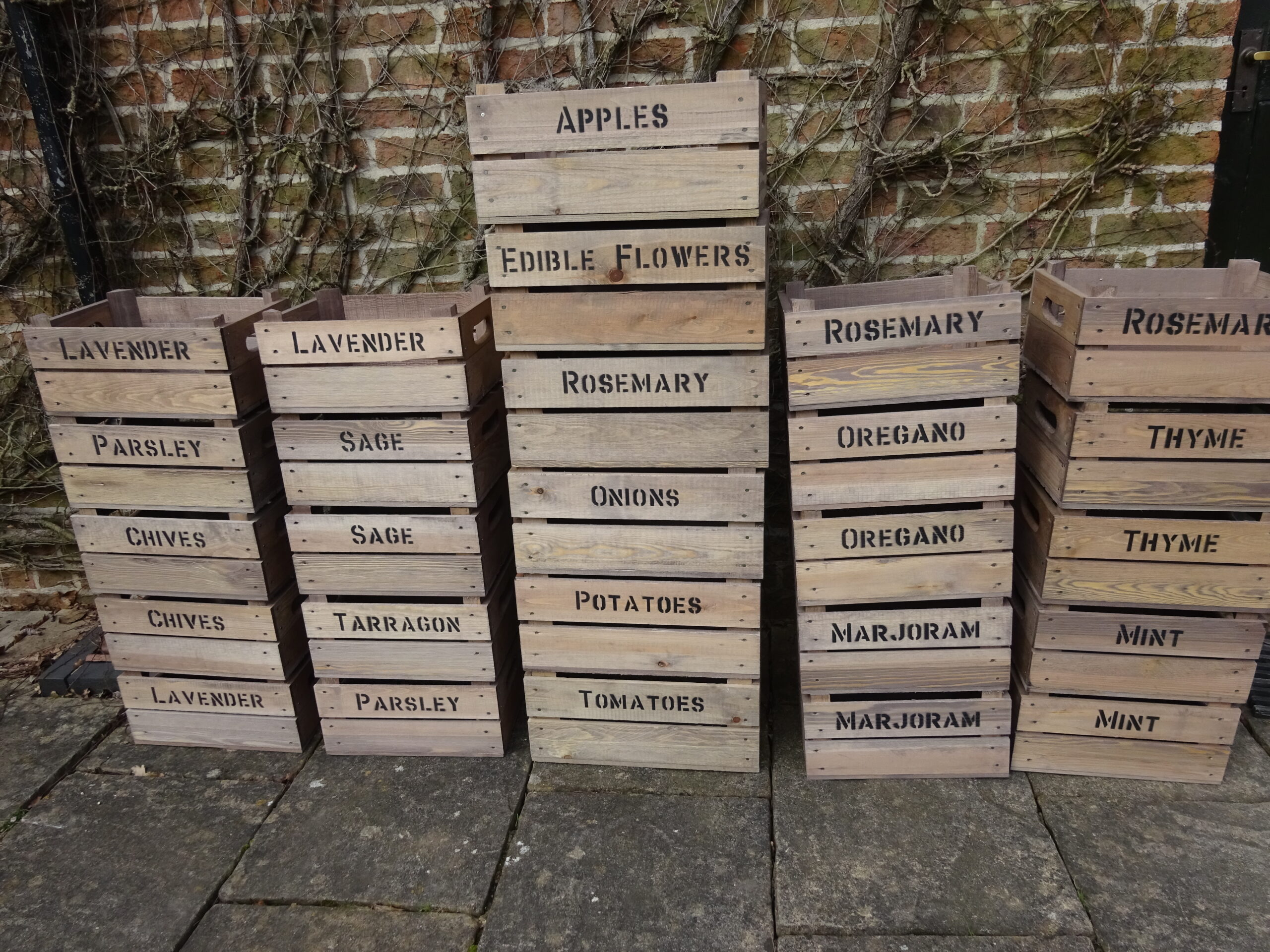 Branded Half Bushel Crate - Image 3