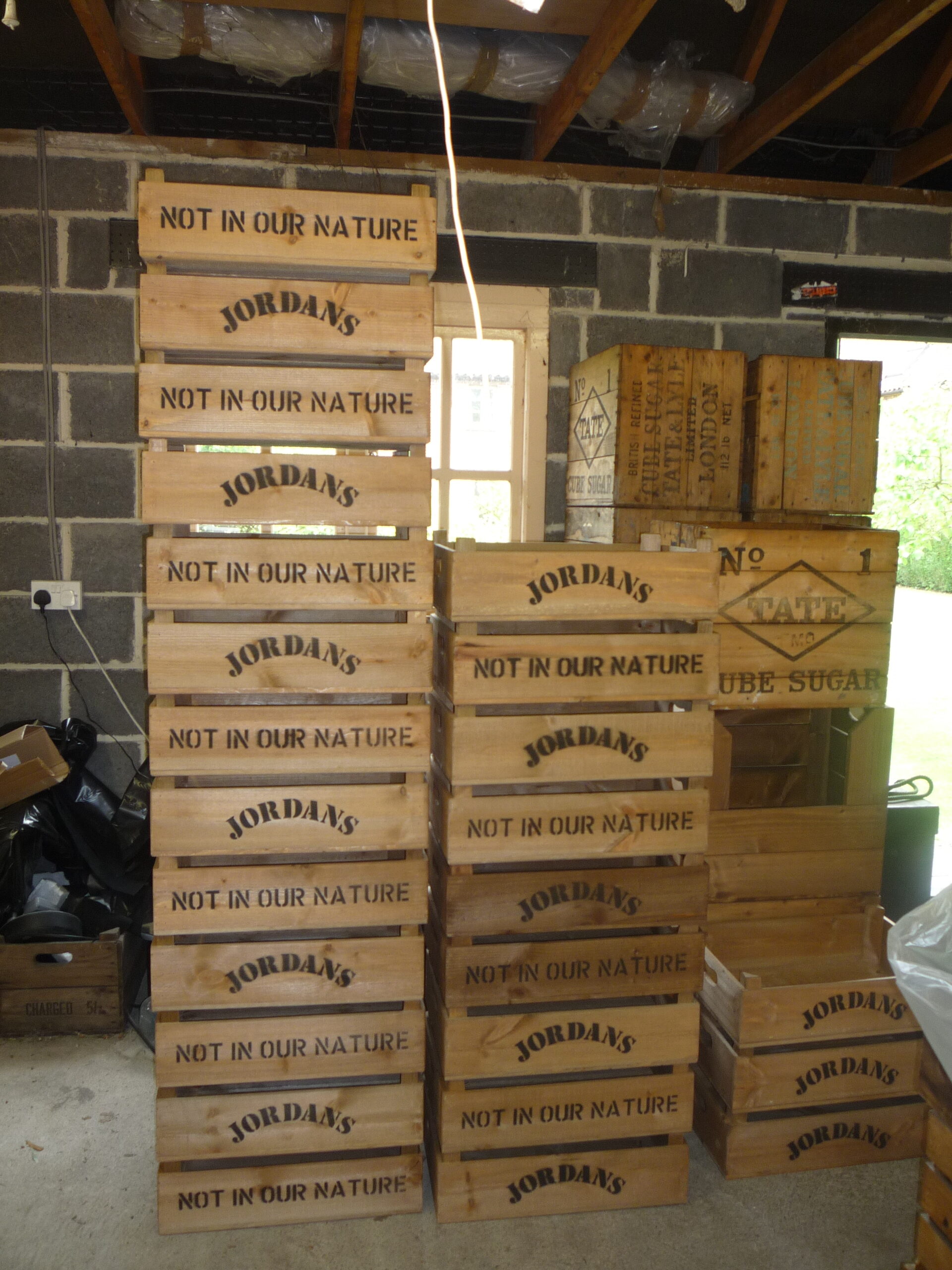 Branded Half Bushel Crate - Image 4